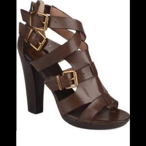 Pour La Victoire Vanna Buckle Sandal Dk Brown sz 6